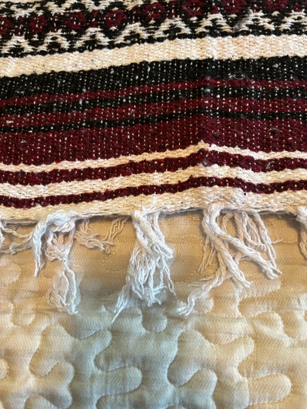 EARTH RAGZ NWT Mexican Blanket ~ Maroon,Black and white